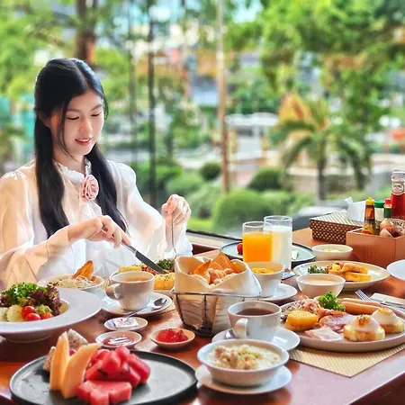 The Emerald Hotel Bangkok Ratchada