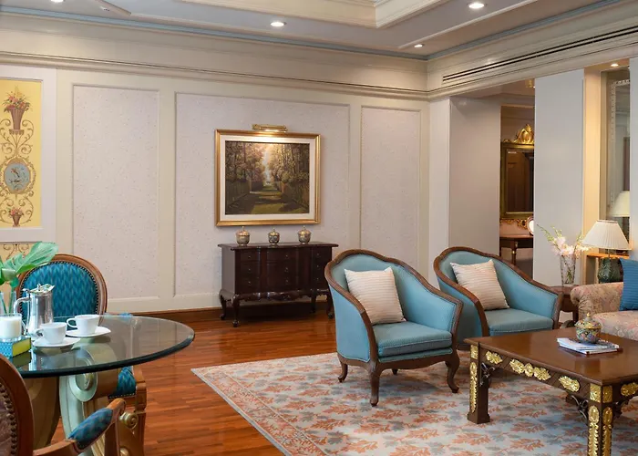 Hotel The Emerald Ratchada 5*