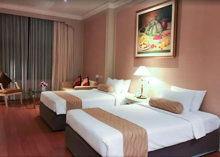 The Emerald Ratchada Hotel 5*