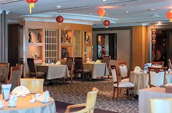 Hotel The Emerald Ratchada