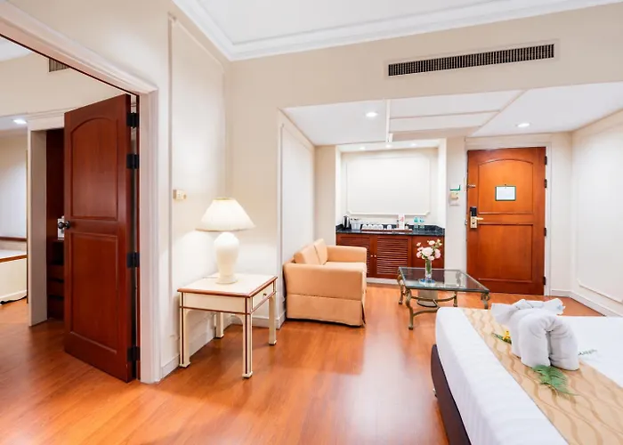 The Emerald Ratchada 5* Bangkok