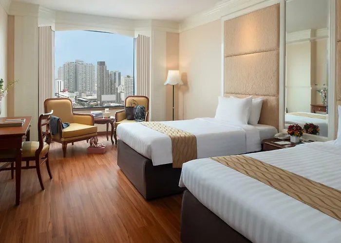 Hotel The Emerald Ratchada
